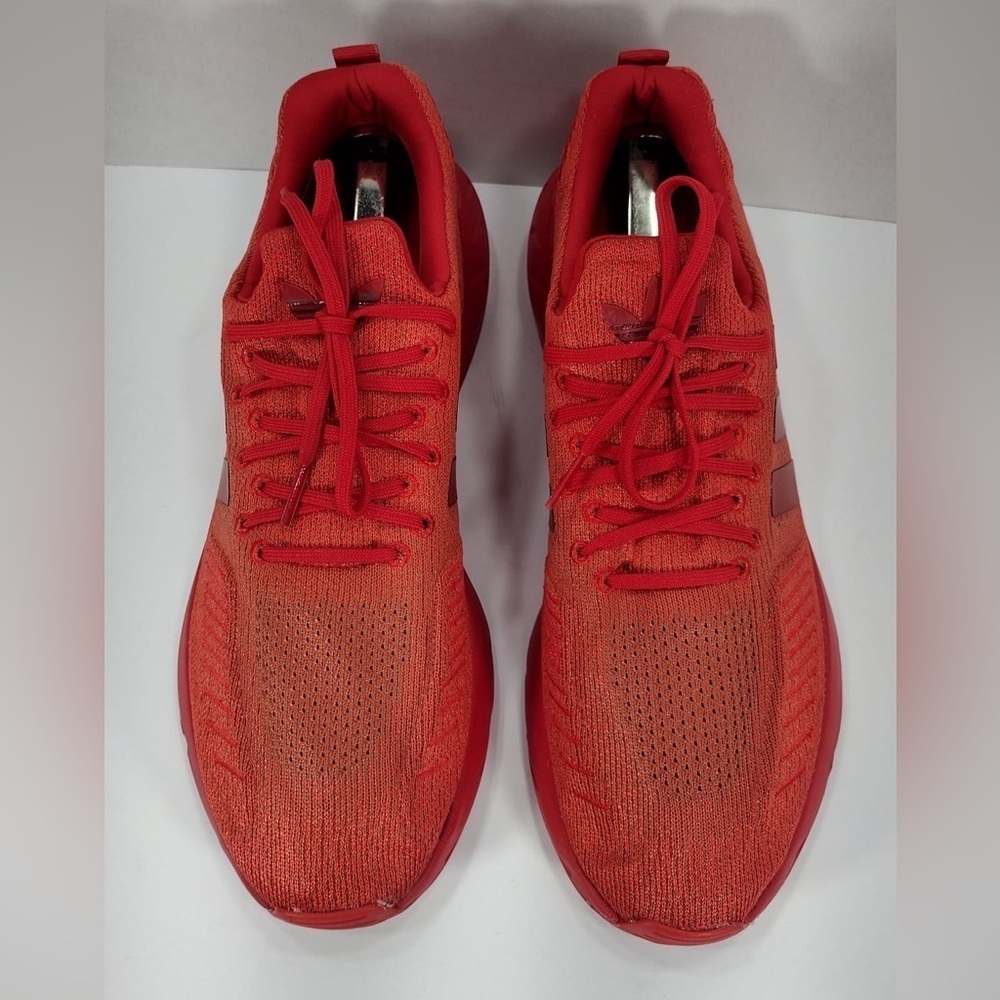 Adidas Red Athletic Men's Shoes size 12 pre owned Exellent condition